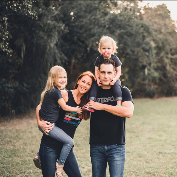 Meet your Posher, Kelly! - Picture 1 of 6